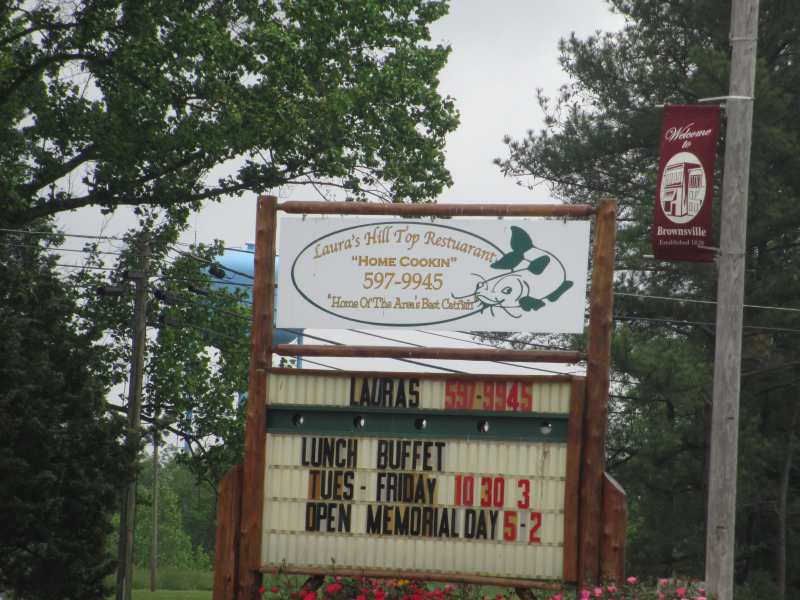 Laura's Hilltop Restaurant in Brownsville, Kentucky 
