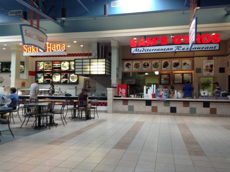 Sam's Gyros in the Bowling Green Mall