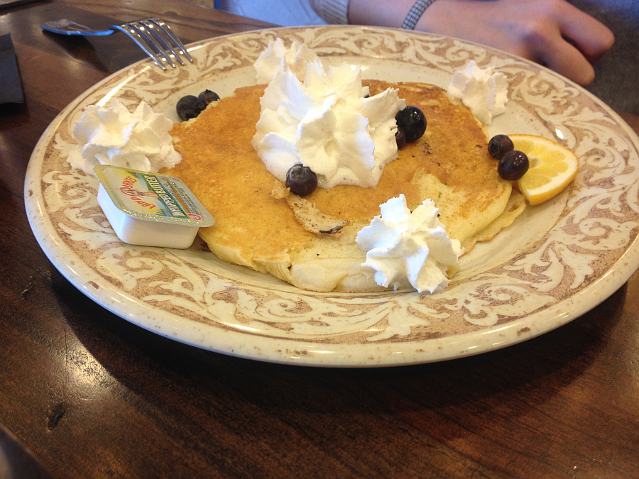 Gluten Free Jumbo Pancake with Fruit at Another Broken Egg in Owensboro