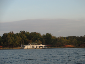 Houseboat on Rough River Lake